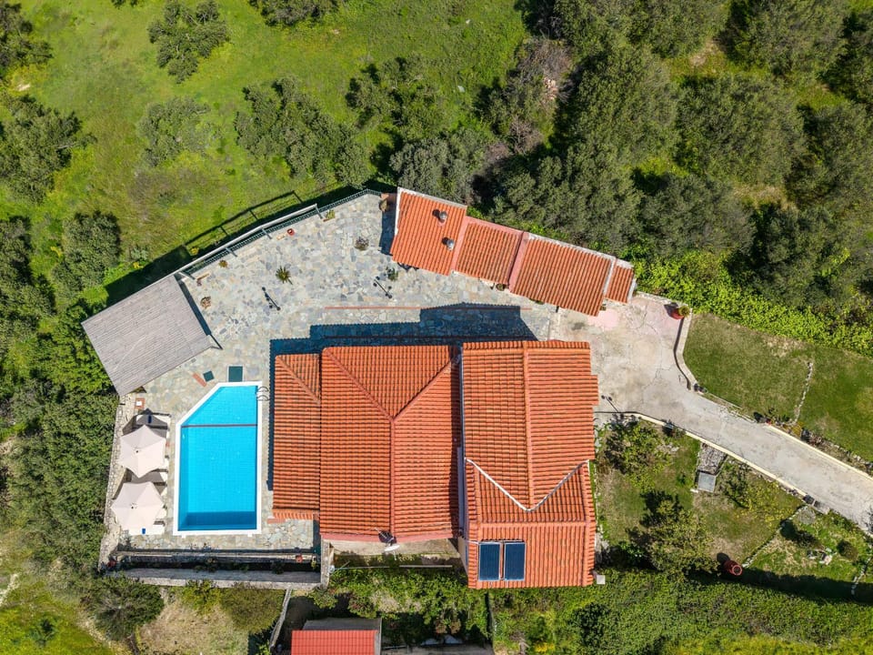 Property building, Bird's eye view