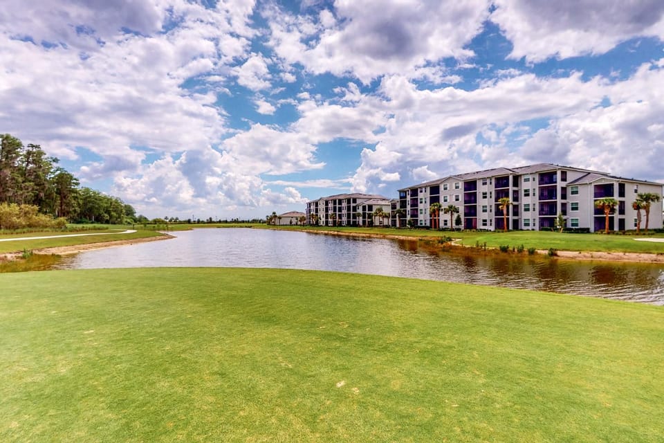 Play & Stay: 1st Floor Ava Maria Condo! House in Collier County