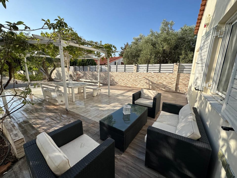 Patio, Day, View (from property/room), Balcony/Terrace, Balcony/Terrace, Living room, Seating area, Dining area