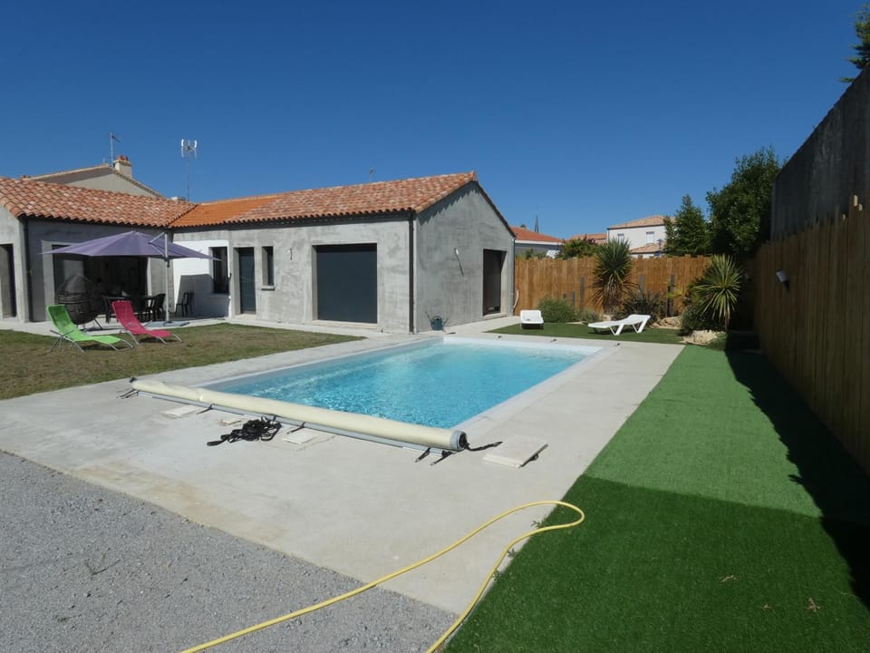 Maison moderne avec piscine à Notre-Dame-de-Monts, 6-8 pers. - FR-1-540-274 House in Notre-Dame-de-Monts