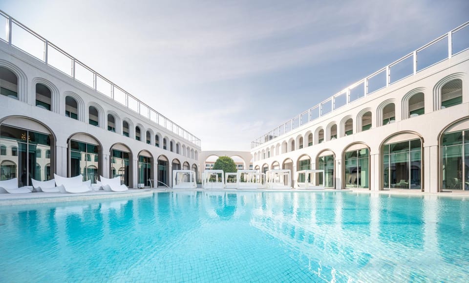 Swimming pool
