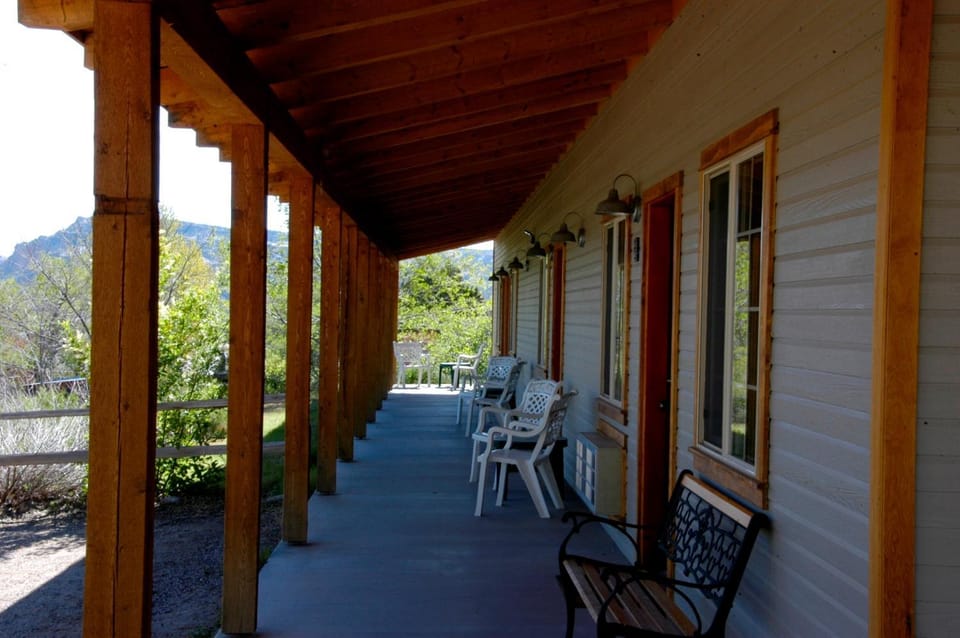 Property building, Decorative detail, Mountain view