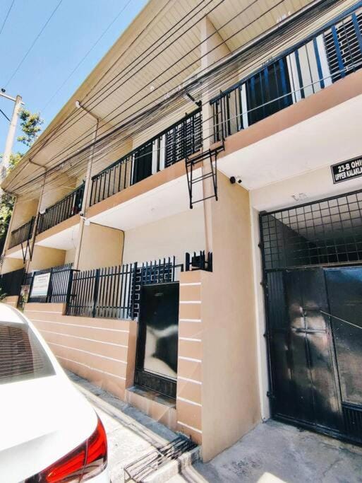 Ana’s Haven in Ohio St. House in Olongapo