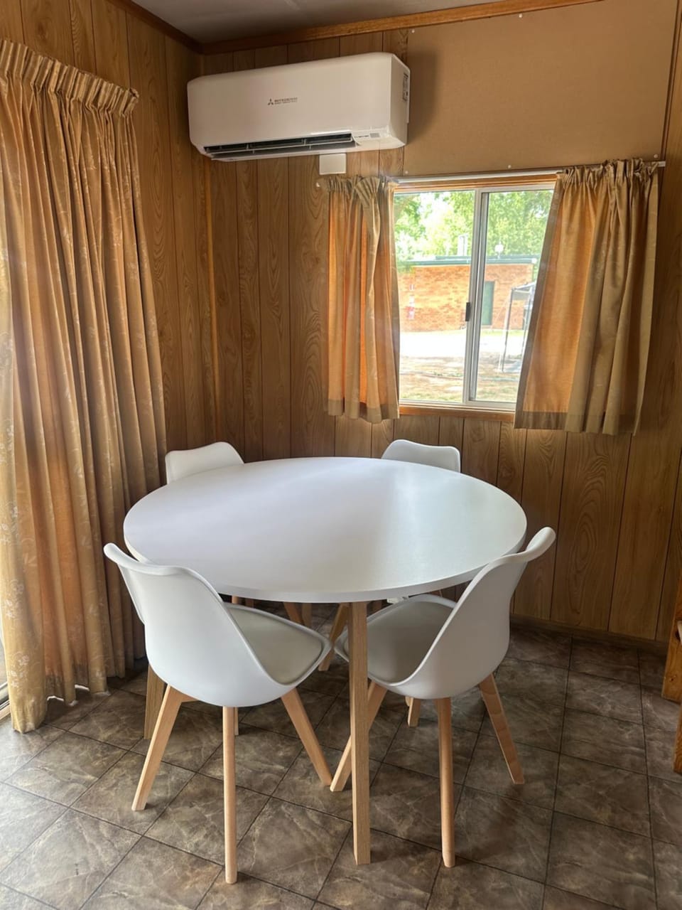 Mudgee Riverside Park Campground/ 
RV Resort in Mudgee