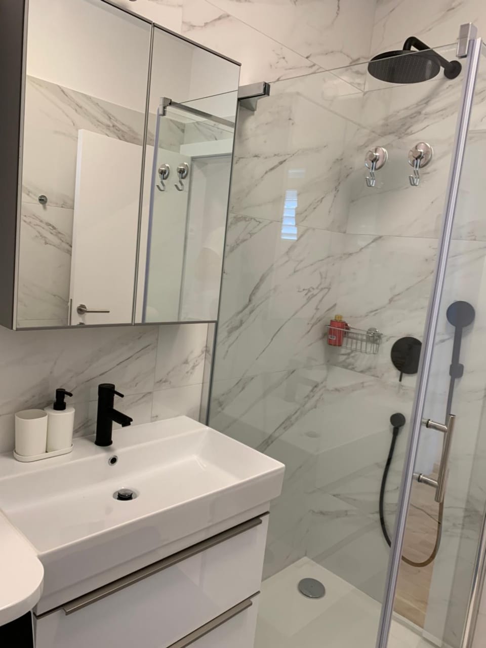 Shower, Bathroom