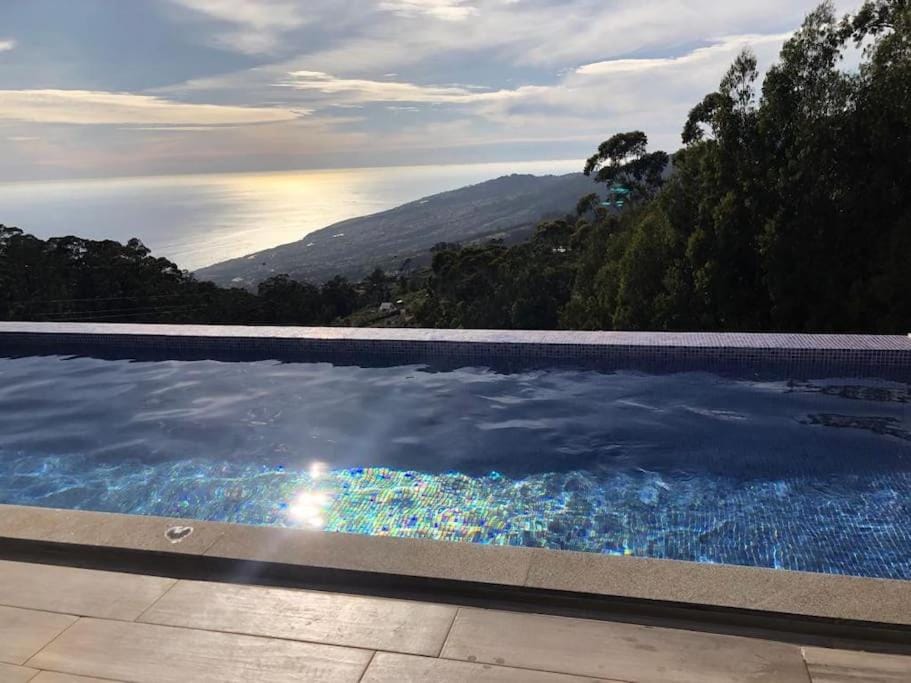 Nearby landmark, Natural landscape, Mountain view, Pool view, Sea view, Swimming pool