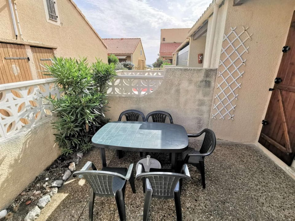 Résidence Grande Bleue - VILLA T1 CAB MEZZ 6 couchages PORT LEUCATE MAE-1604 Villa in Leucate