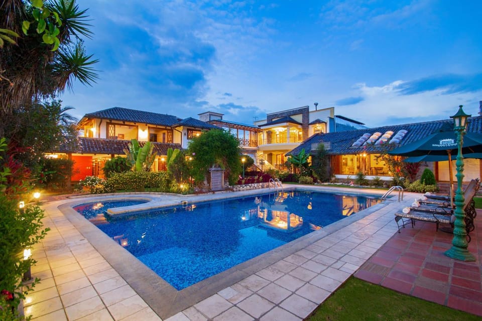 Property building, On site, Pool view, Swimming pool