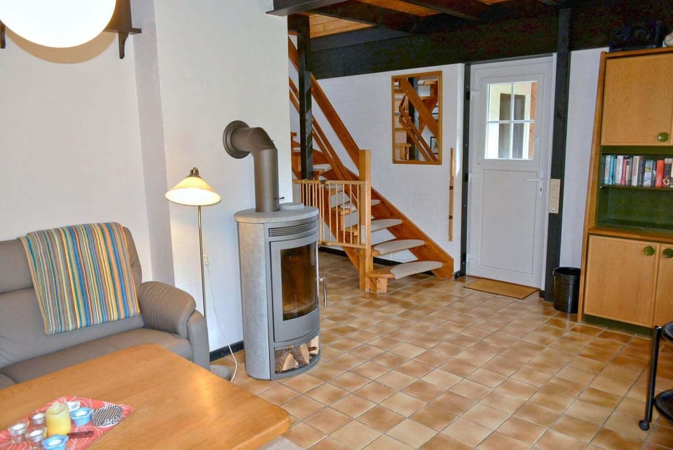 Living room, fireplace, fireplace