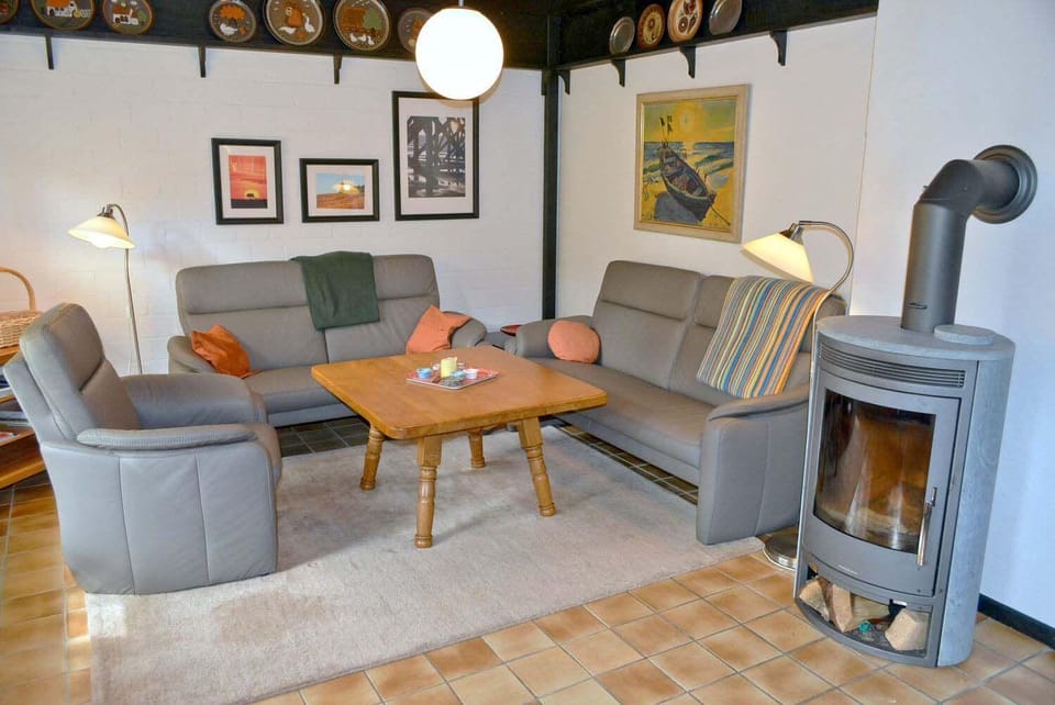 Living room, Seating area, fireplace, fireplace