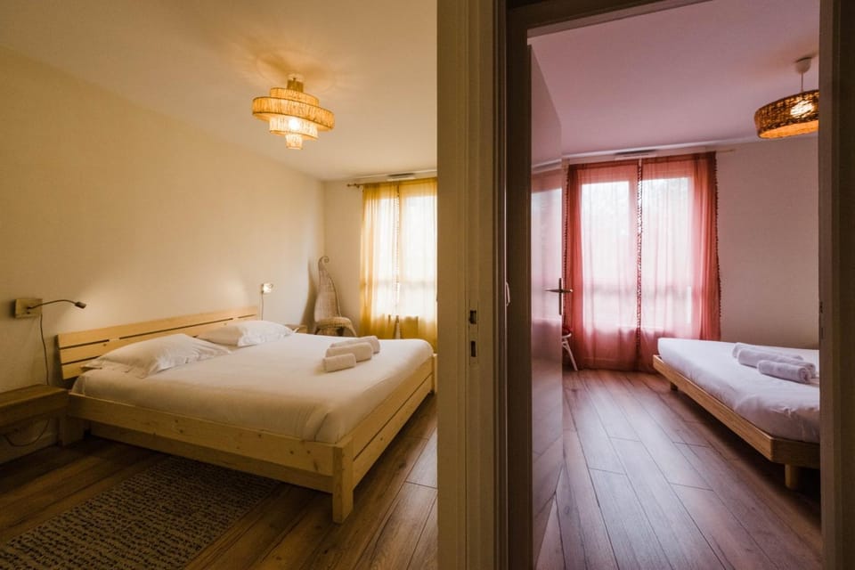 AllinLyon | Balcon calme vue St-Bernard Apartment in Lyon