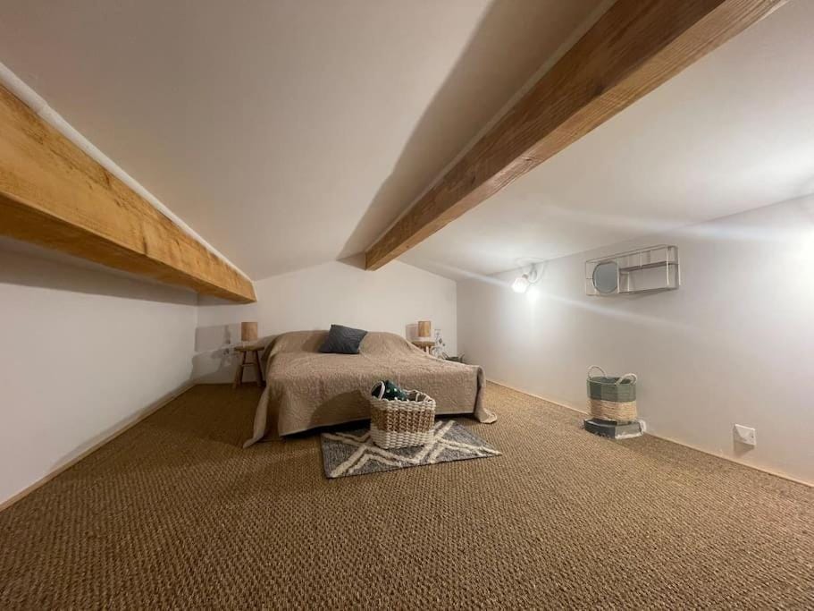 Studio indépendant près Salagou Apartment in Occitanie