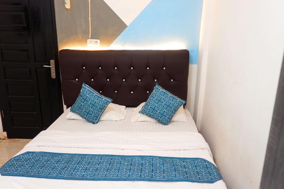 Bed, Bedroom, wardrobe