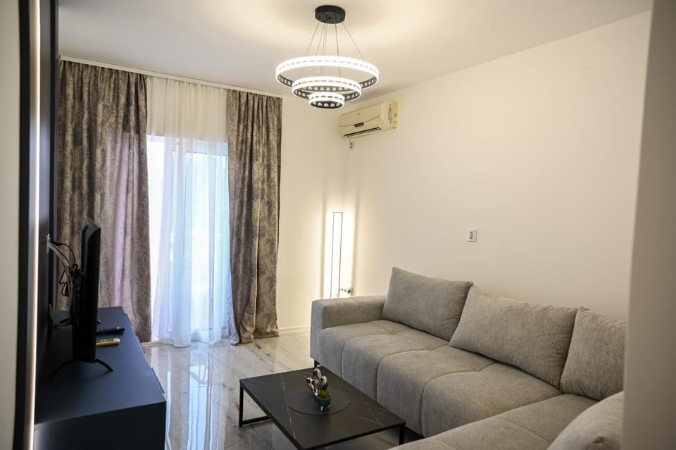 TV and multimedia, air conditioner