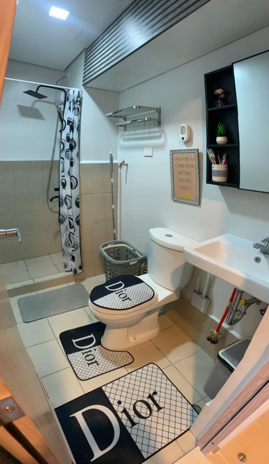 Toilet, Bathroom