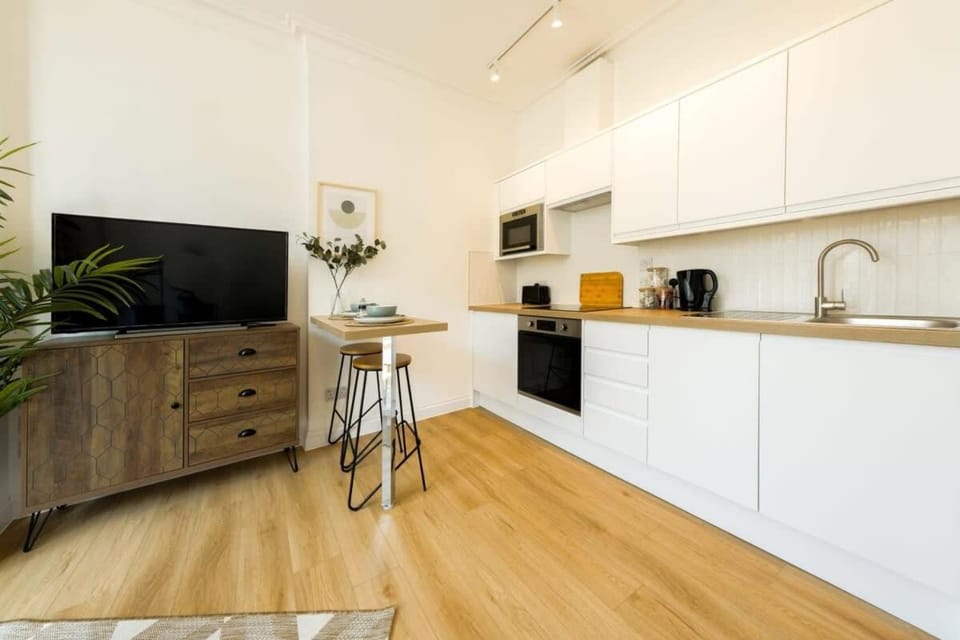 Grange Rd Flat 2 one bedroom flat Apartment in Bristol