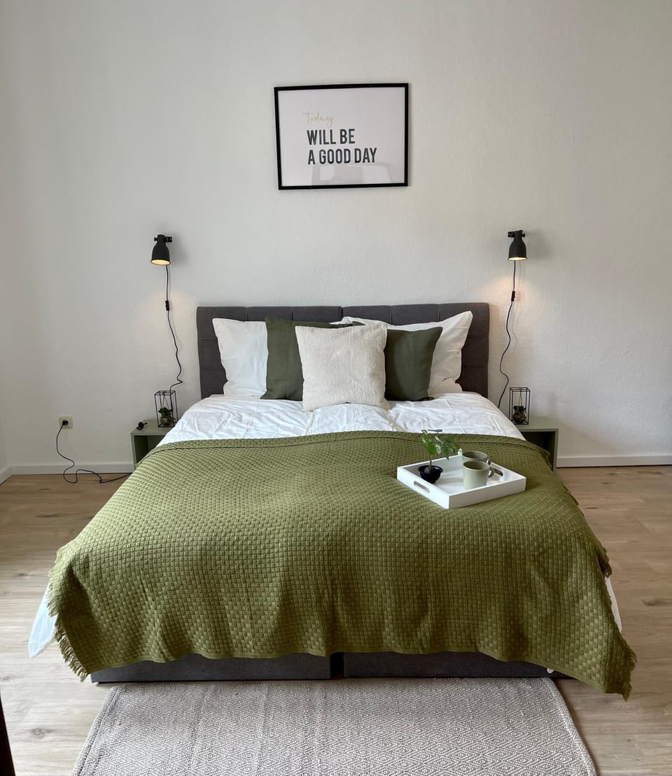Bed, Photo of the whole room, Bedroom, hair dresser