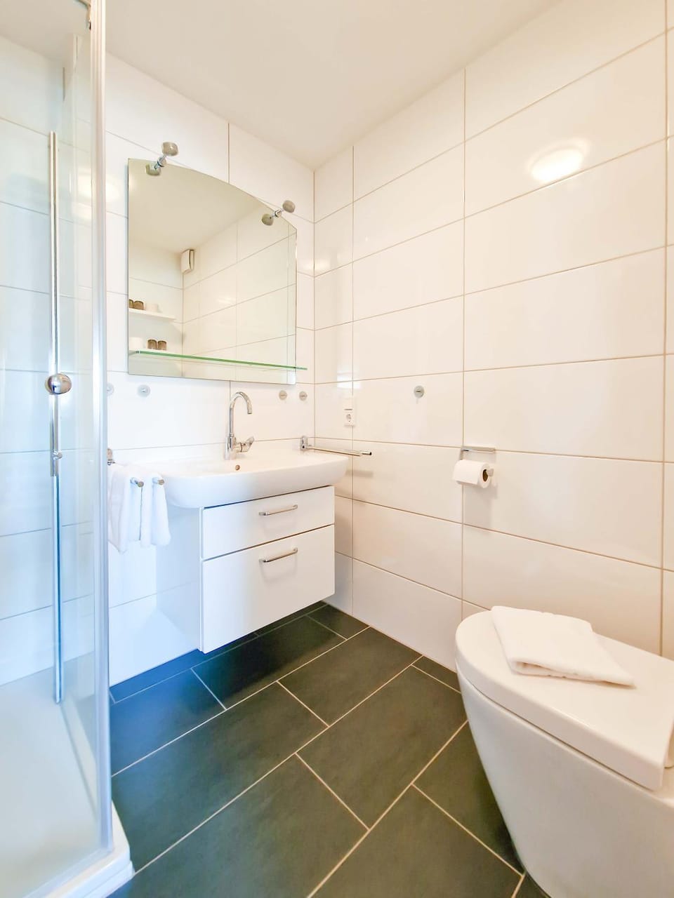 Shower, Toilet, Bathroom