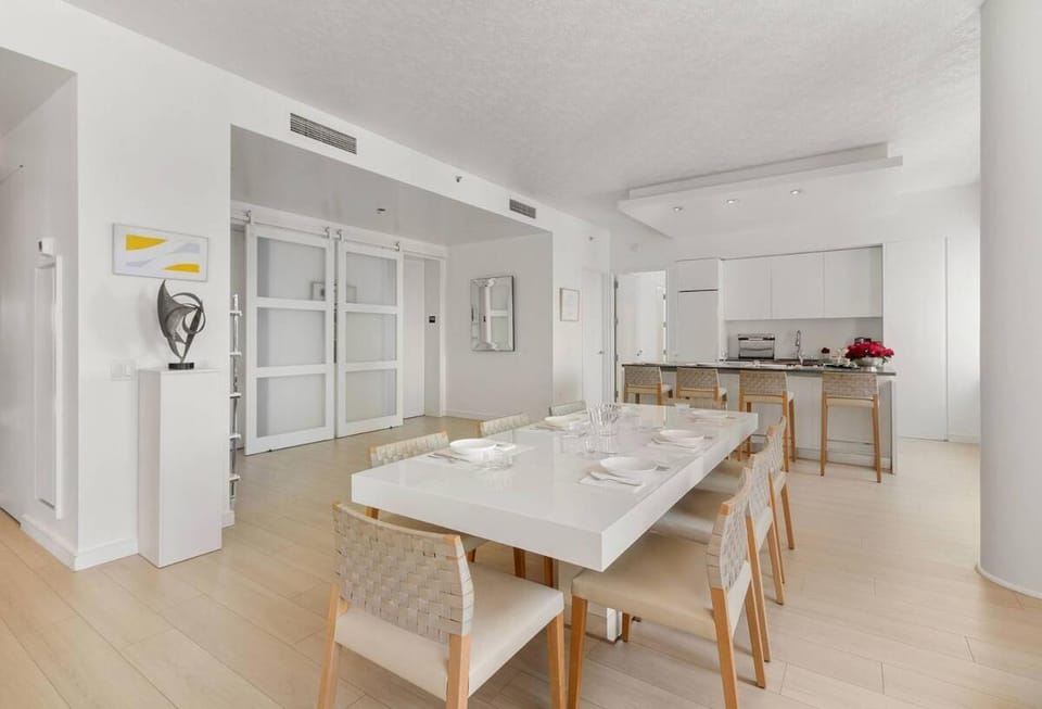 Manhattan Exclusive Apartment Midtown NYC Luxury Penthouse Sleeps 8 Apartment in Midtown