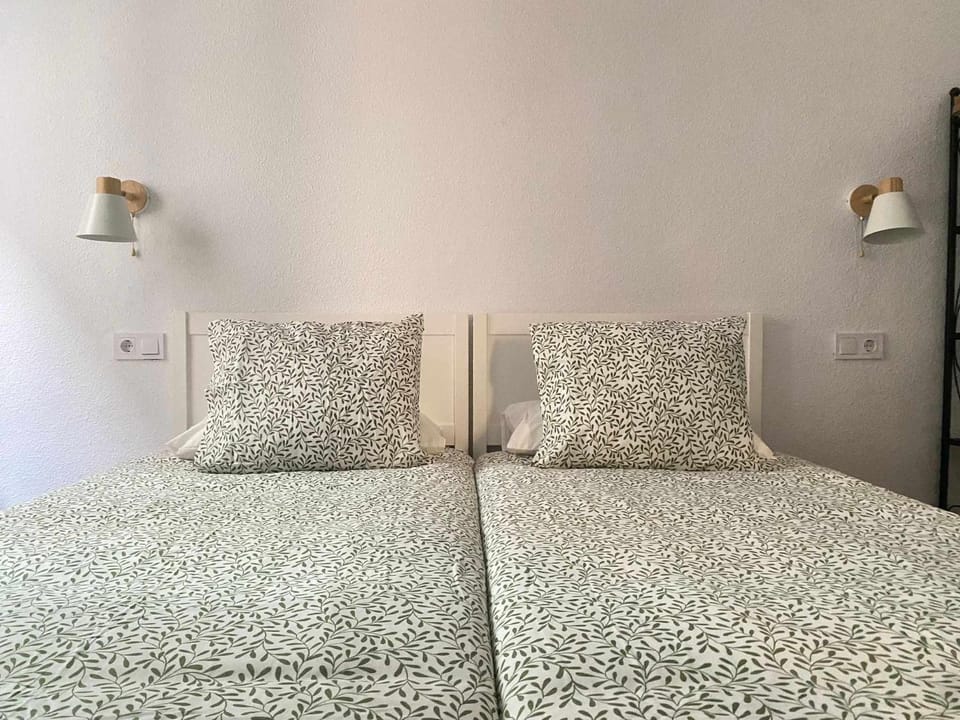 Bed, Photo of the whole room