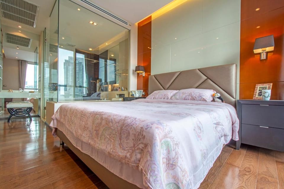 Bed, Bedroom, air conditioner