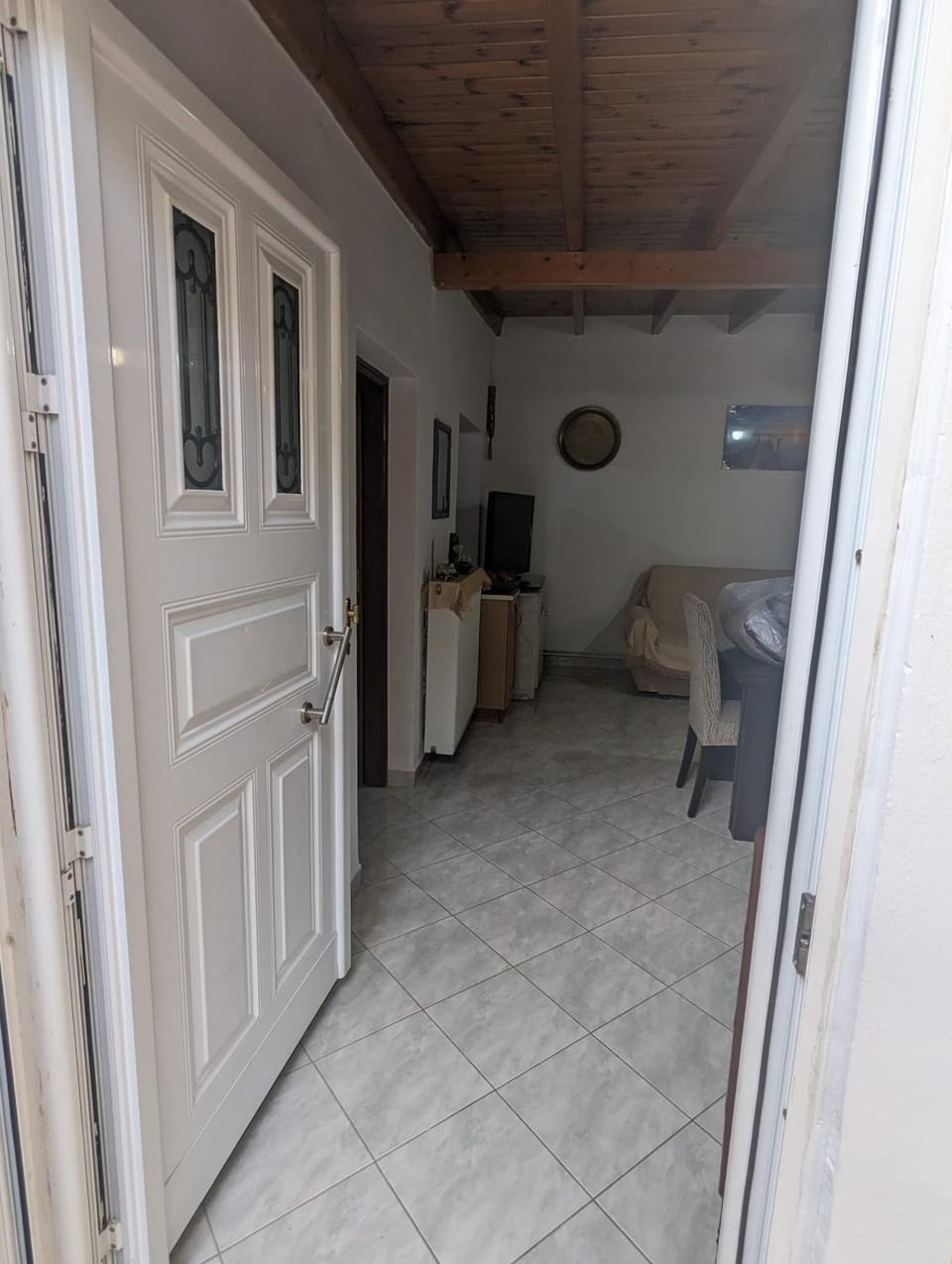Λευτέρης House in Islands