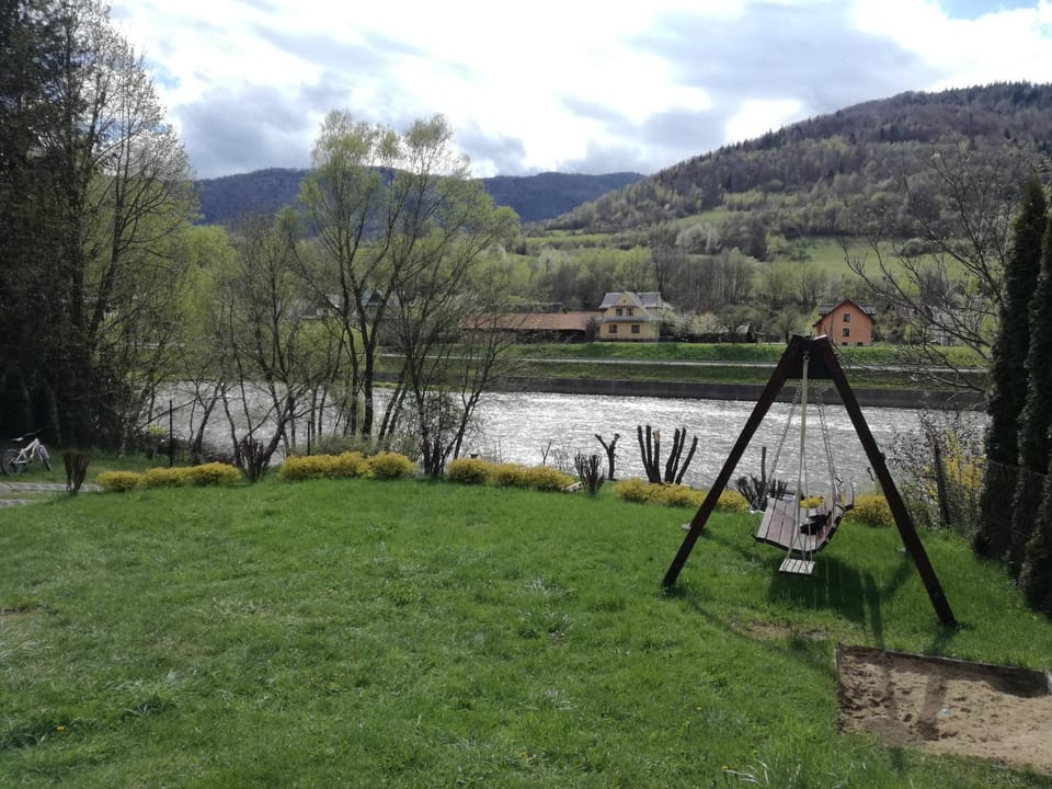 Garden, Mountain view, River view