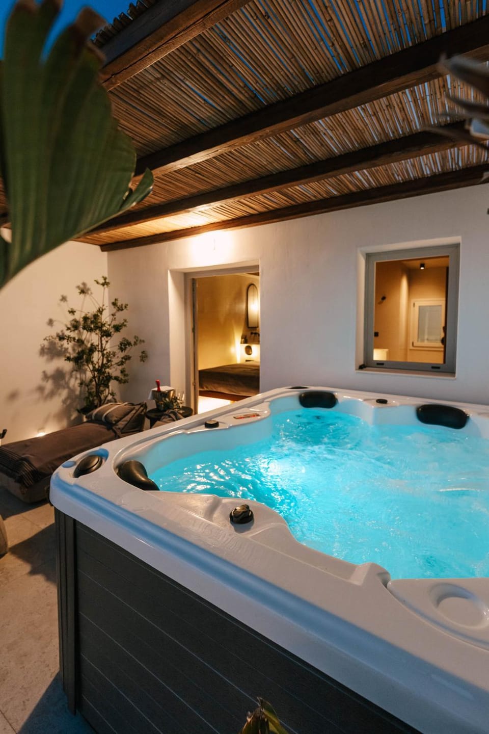 Night, Hot Tub
