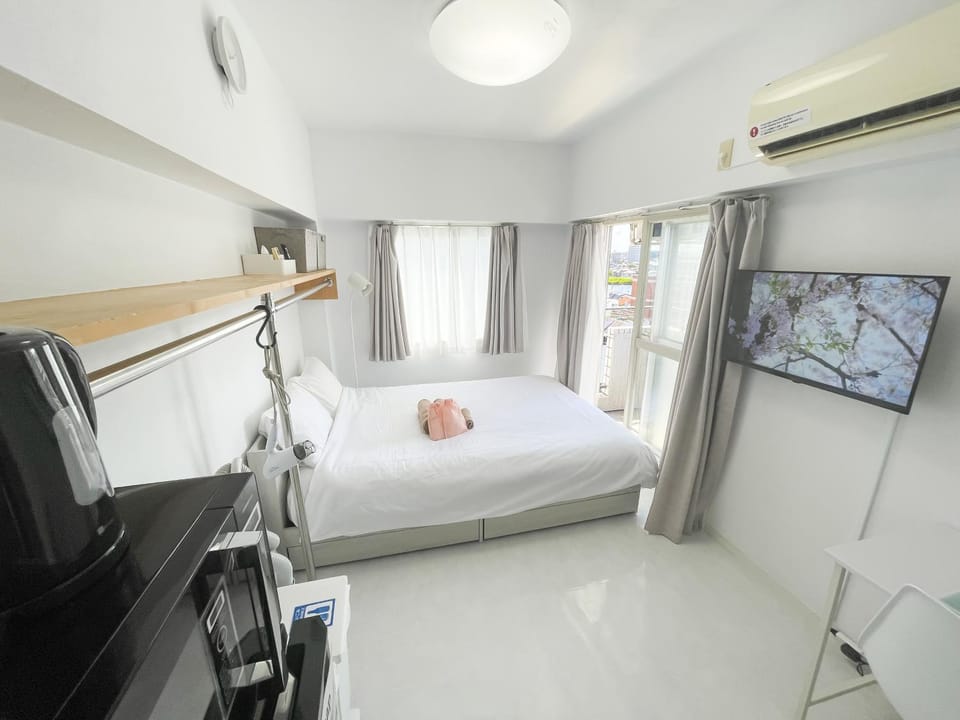 SC Hotel Kameari #811 - Newly Renovated Corner Room High Floor Near Station Mall Disney Access Apartment in Japan