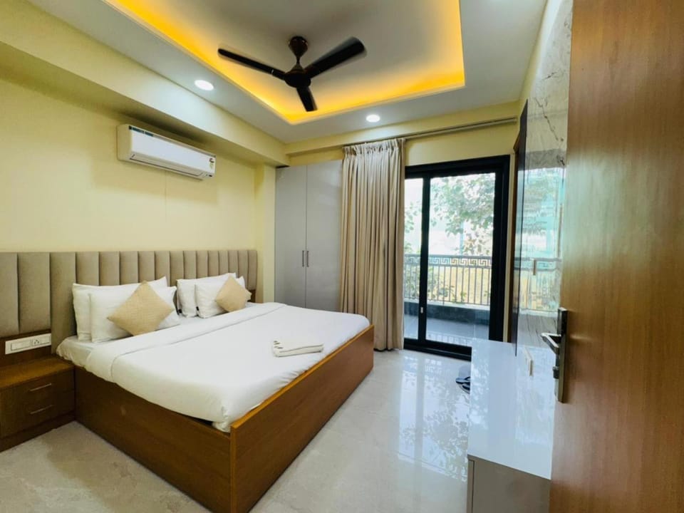 Bed, Bedroom, air conditioner