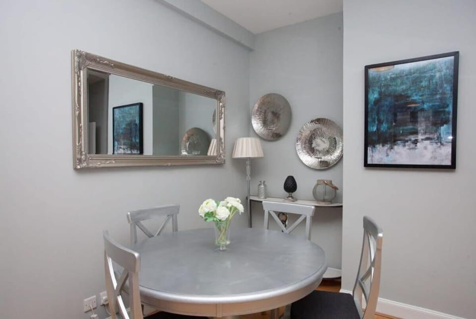 Modern and refurbished Flat in Merchant City House in Glasgow