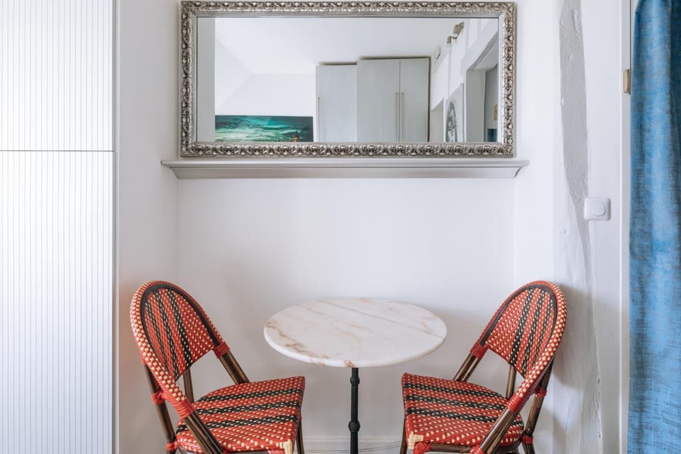Very Central Studio Apartment for 2 in Paris Apartment in Paris
