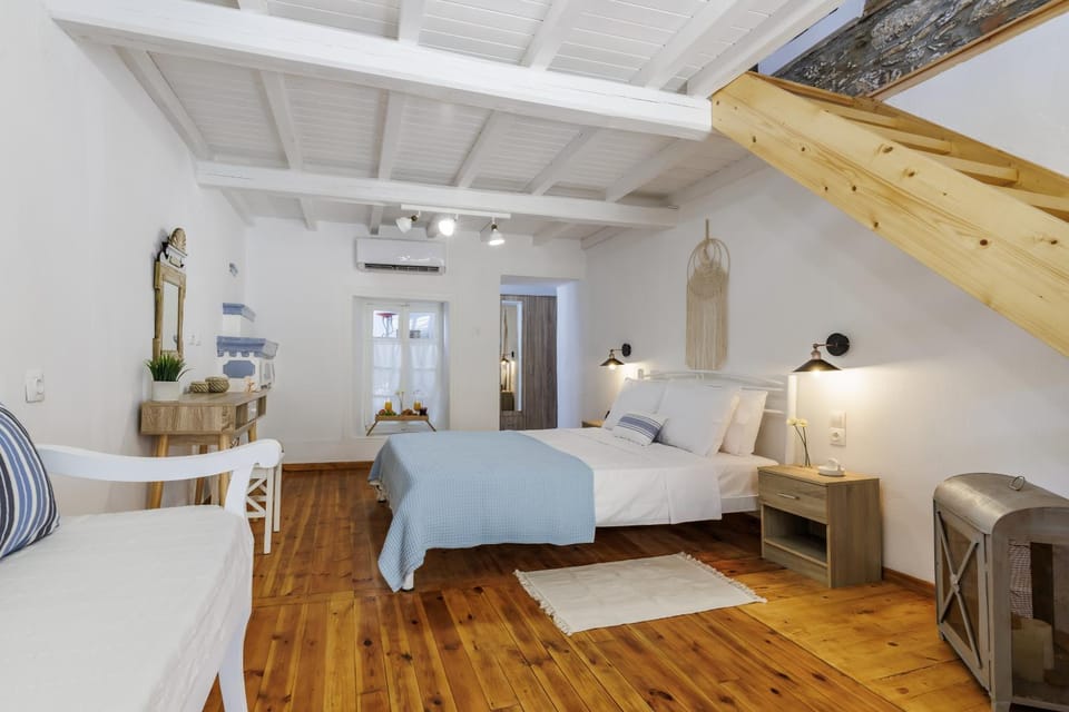 AIKATERINI'S House Apartment in Skopelos