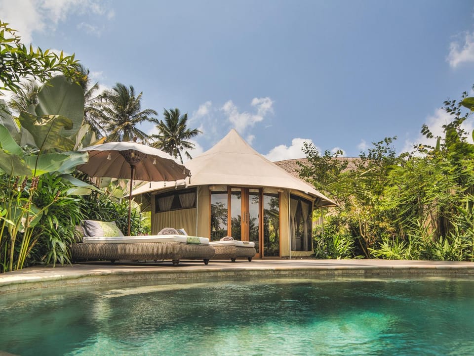 Pool view, Swimming pool