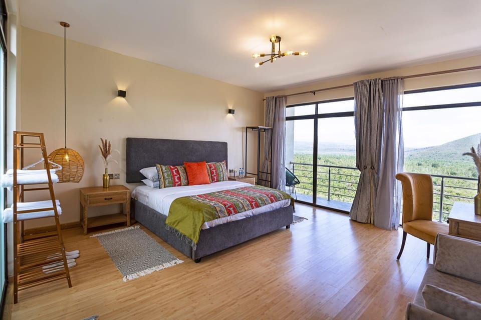 Bed, View (from property/room), Bedroom, Mountain view