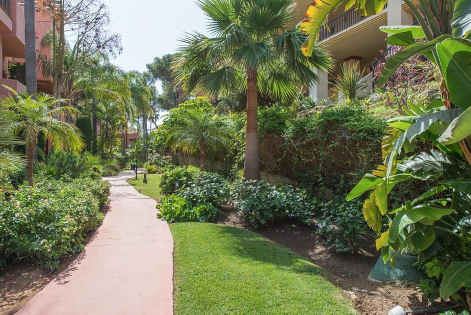 Luxury penthouse in Jardines de Don Carlos Apartment in Marbella