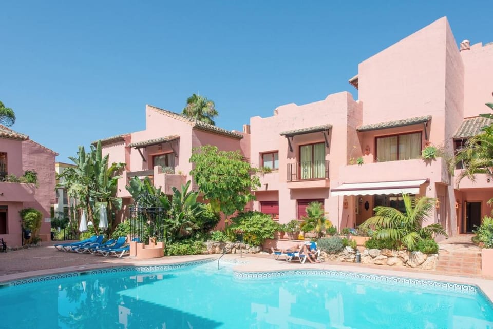Luxury penthouse in Jardines de Don Carlos Apartment in Marbella