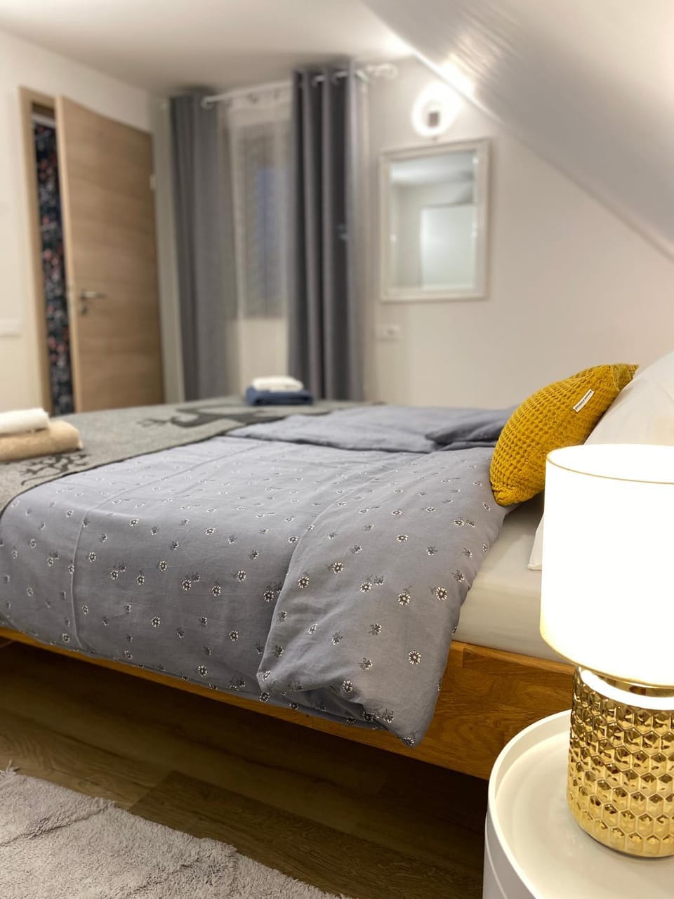 Bed, Bedroom