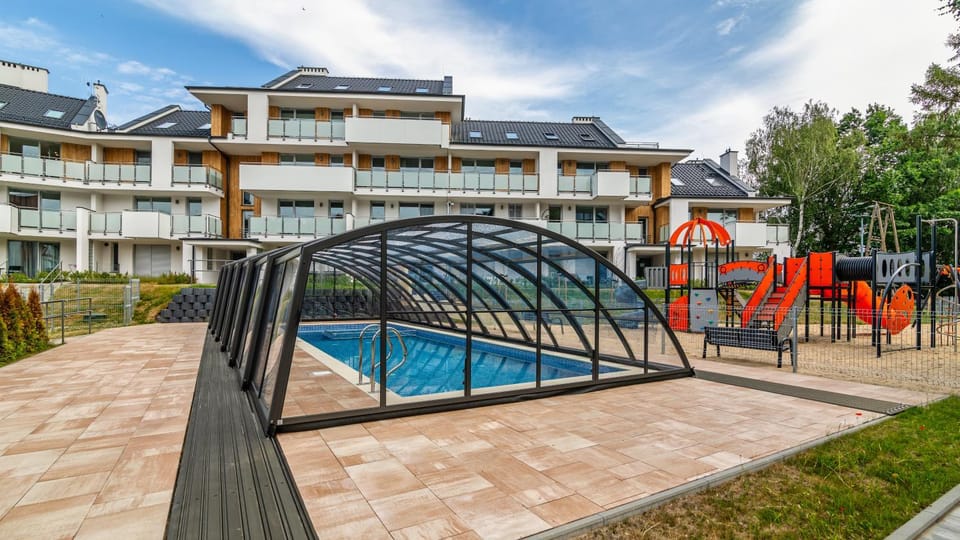 Property building, Swimming pool