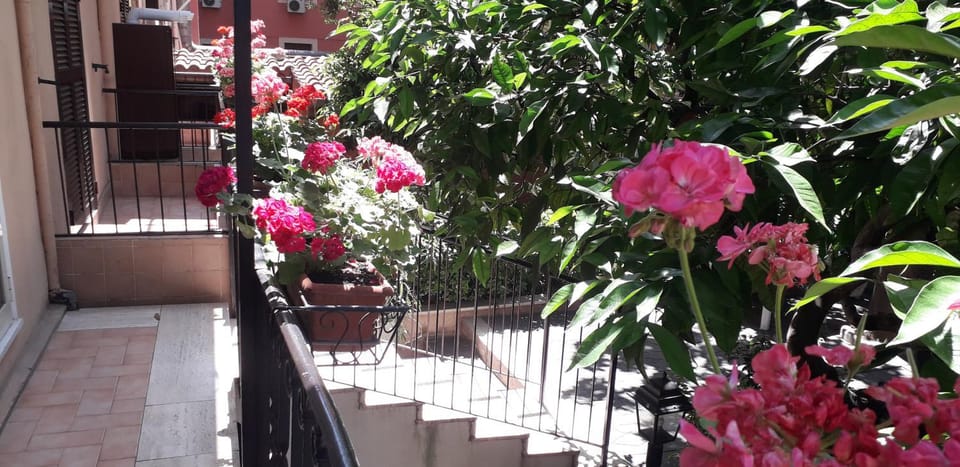 Patio, Patio, Garden, Garden, Balcony/Terrace, Balcony/Terrace, Garden view, Garden view, Inner courtyard view