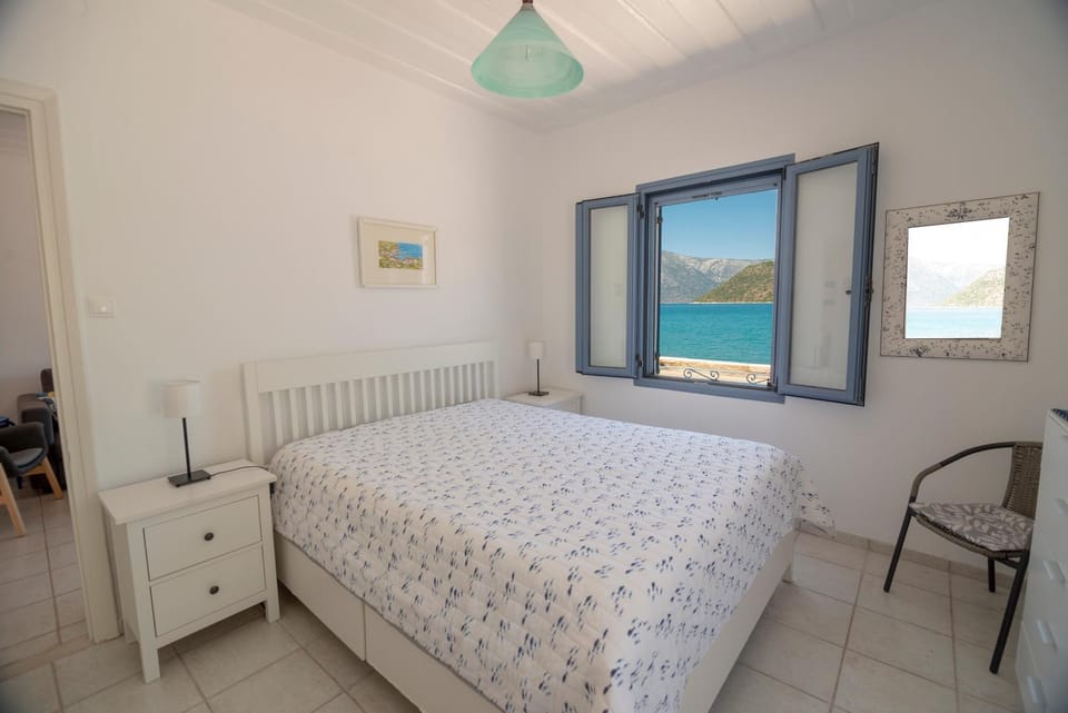 Natural landscape, Photo of the whole room, Bedroom