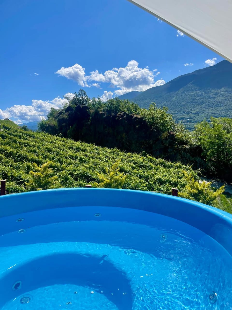 Natural landscape, Hot Tub, Mountain view