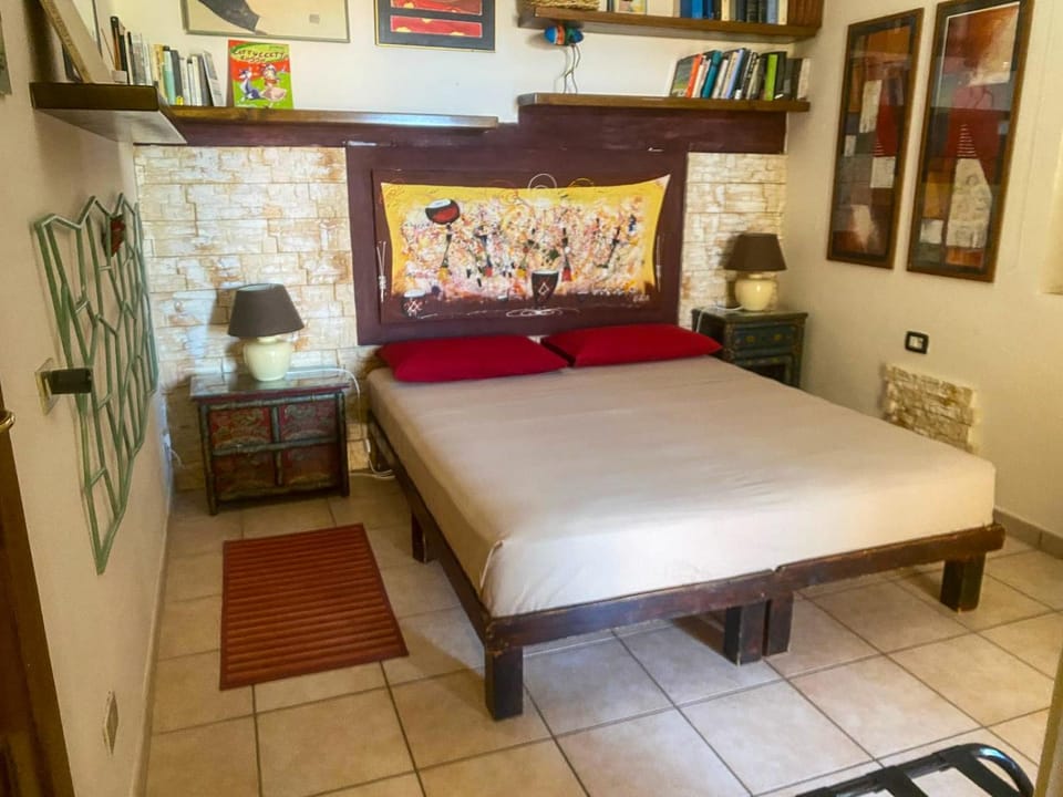 Guesthouse Nuvole Bed and Breakfast in Olbia