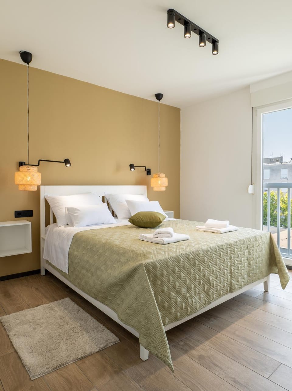 Bed, Bedroom