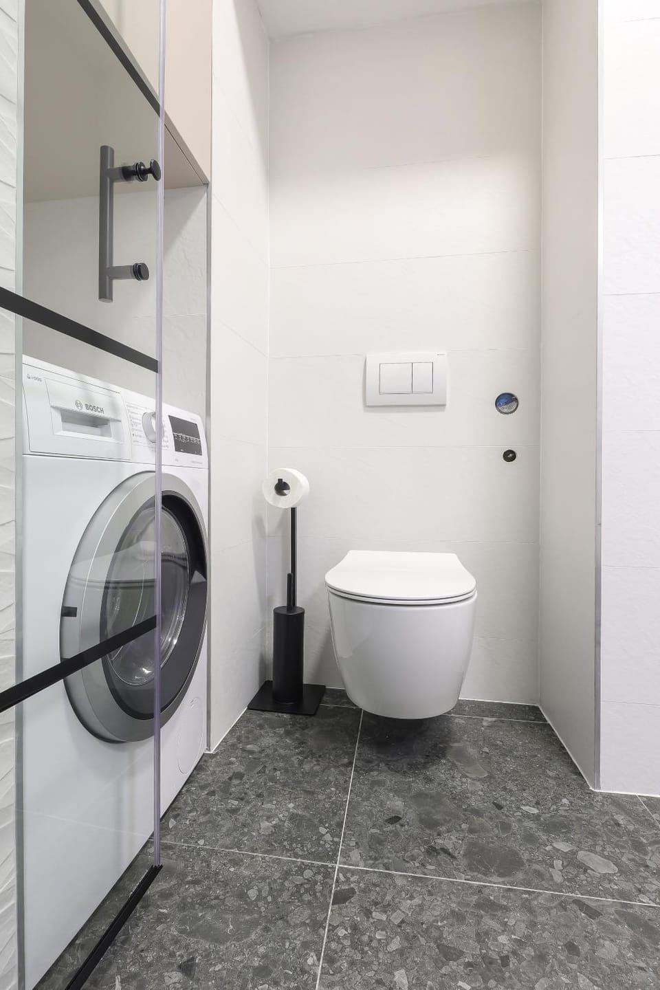 Toilet, Bathroom, washing machine