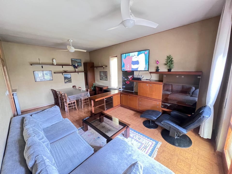 TV and multimedia, Seating area
