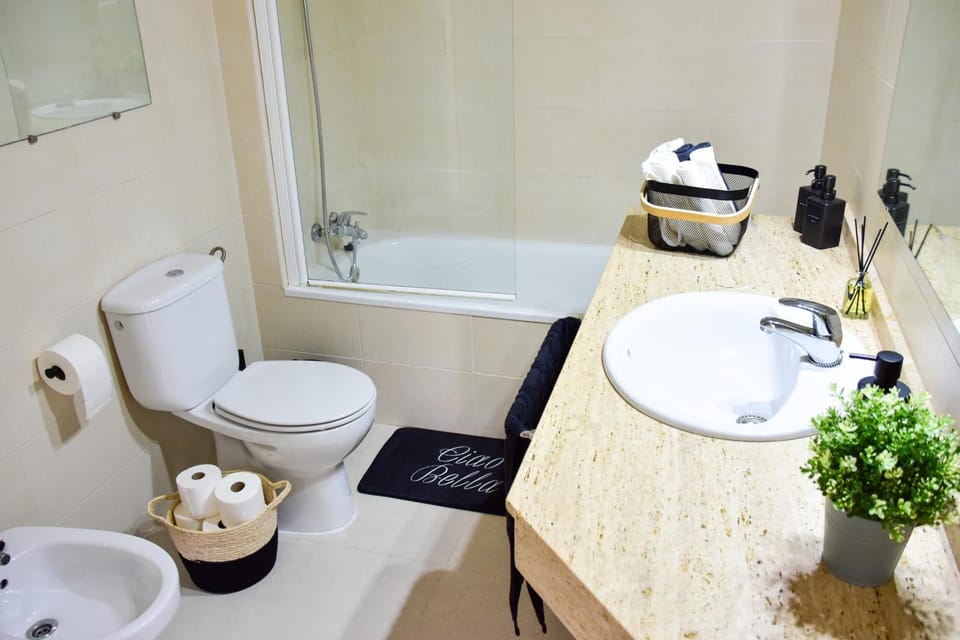 Bathroom, Bath