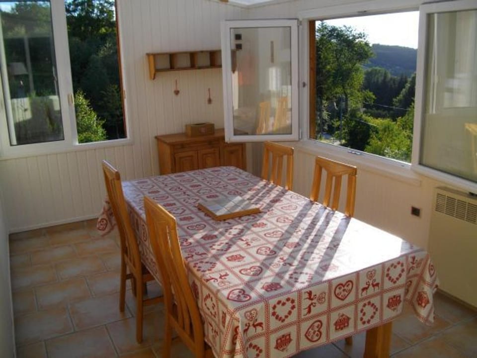 Pavillon au calme avec cheminée près de Gérardmer, Wi-Fi, terrasses et garage - FR-1-589-75 House in Vosges