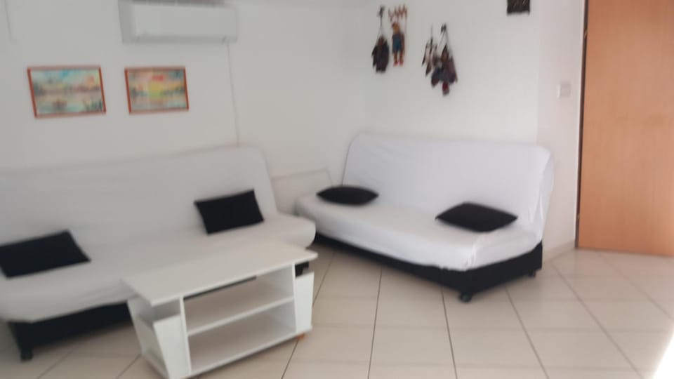 Karin Apartmani Hani Apartment in Šibenik-Knin County, Croatia