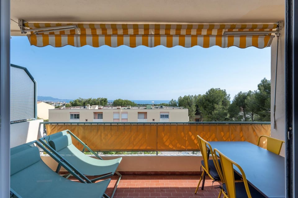 Balcony/Terrace, Sea view, sunbed